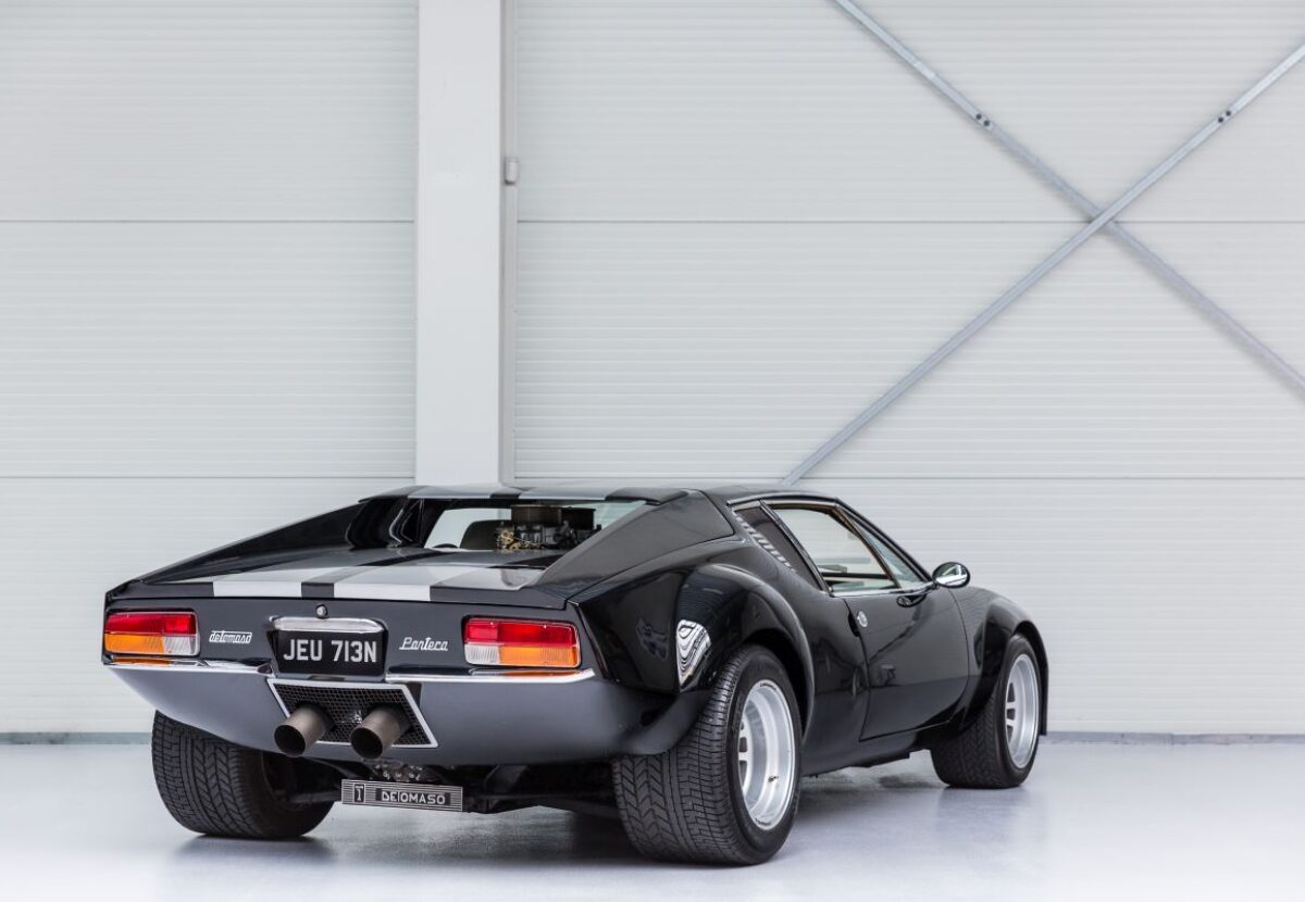 02-1971_DeTomaso_Pantera_GT4.jpg