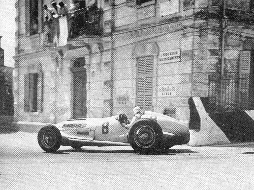 07 1938 Pescara Mercedes