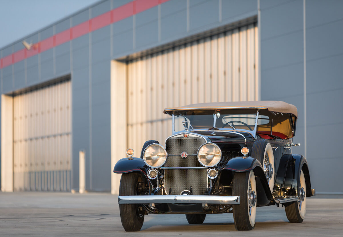 1930_cadilac_v16_serie_452_double_phaeton_02