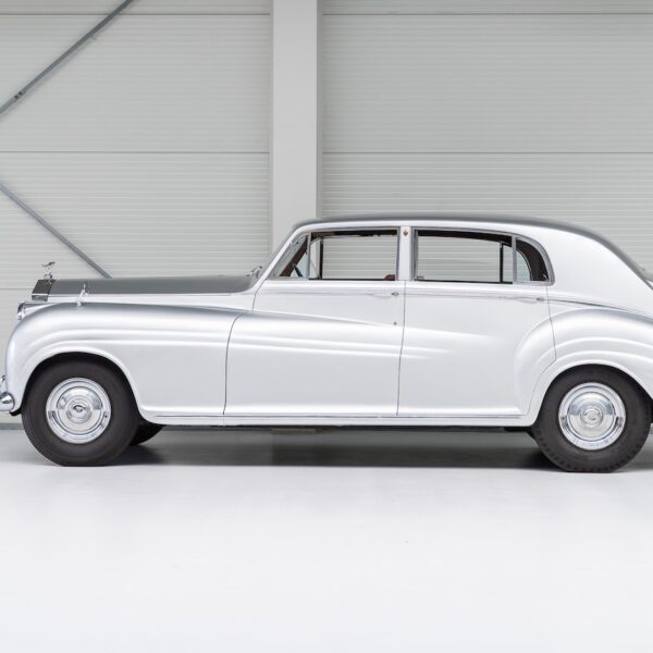 1953 Rolls-Royce Silver Wraith-004 1953 Rolls-Royce Silver Wraith-004