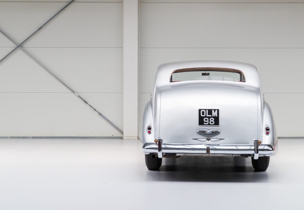 1953 Rolls-Royce Silver Wraith-005