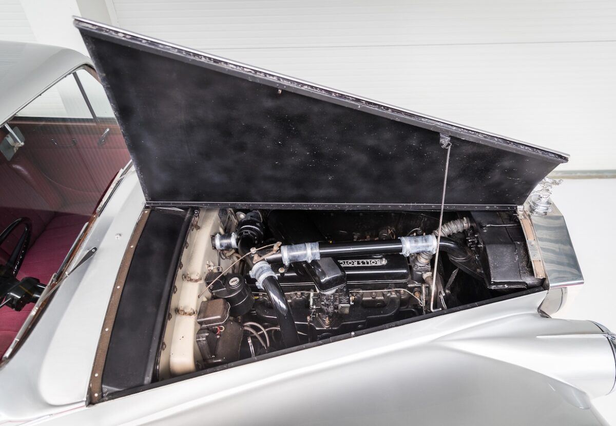 1953 Rolls-Royce Silver Wraith-014