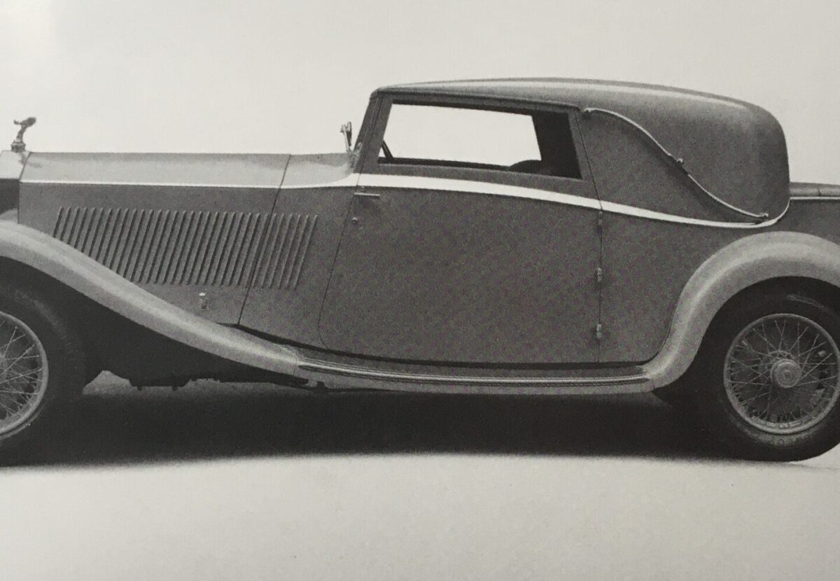 Contemporary_photo_Rolls_Royce_by_Barker