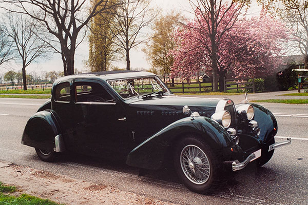 Bugatti S