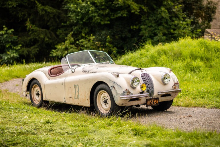 1954 JAGUAR XK120 OPEN TWO SEATER